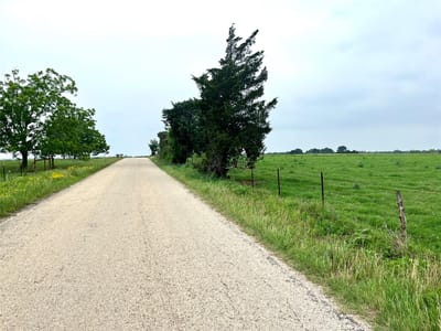 Photo 4 of 22 at 5.556 acres Farris Lane - Smithville, Smithville, TX