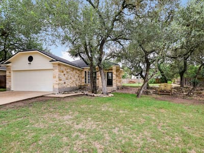 Living area at 5 Dogwood DR - 3 bed 2 bath home