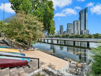 Property photo 2 at 500 E Riverside DR Unit #114 - 1 bed 1 bath home
