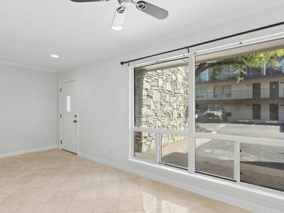Property photo 5 at 500 E Riverside DR Unit #114 - 1 bed 1 bath home