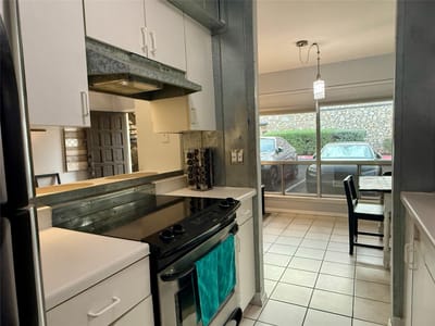 Photo 5 of 9 at 500 E Riverside DR Unit #149 - 1 bed 1 bath home