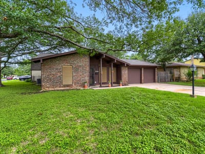 Kitchen at 5001 Creekline DR - 3 bed 1 bath home
