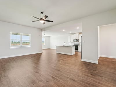 Kitchen at 501 W Luna Blue LN - 3 bed 2 bath home