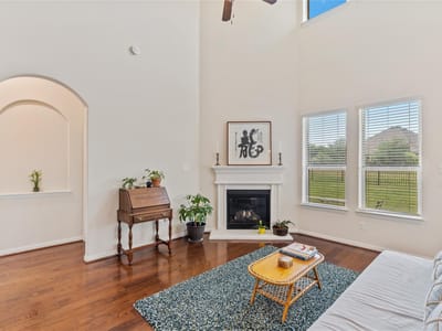 Living area at 5012 Yucca Bloom DR - 4 bed 4 bath home