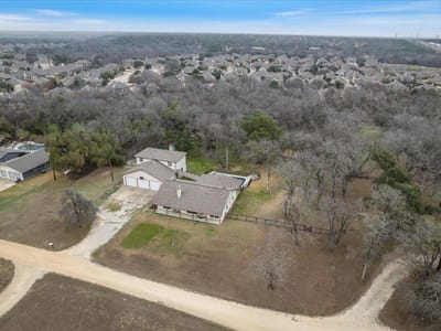 Photo 5 of 20 at 5014 Little Valley RD - 5 bed 3 bath home