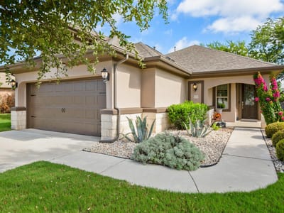 Living area at 5015 Lunata Way - 2 bed 2 bath home
