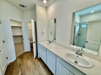 Primary bedroom at 5016 Stockton LN - 5 bed 3 bath home