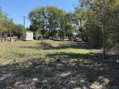 Primary bedroom at 502 S Alamo ST - Arb Bartlett, Bartlett, TX