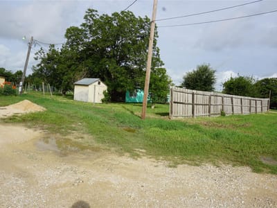 Primary bedroom at 5026 Acorn WAY - Four Oaks, San Marcos, TX