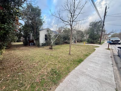 Property photo 2 at 503 Brentwood ST - 3 bed 1 bath home