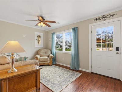 Living area at 503 E Bluebonnet Ln - 3 bed 2 bath home