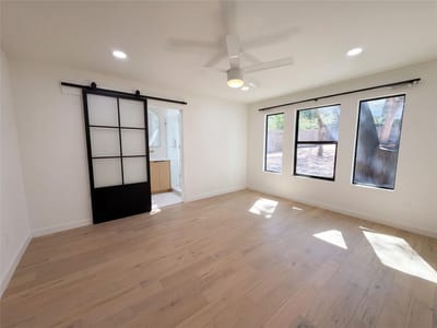 Photo 4 of 22 at 503 S Park DR - 3 bed 2 bath home