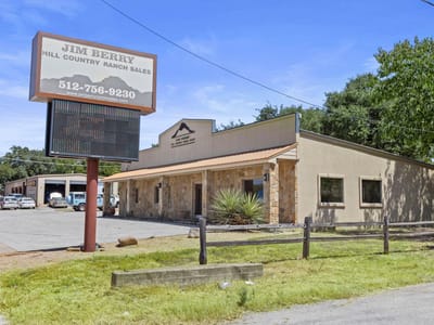 Property photo 3 at 503 S Water ST - Vanderveer/ Alexander, Burnet, TX