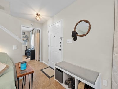 Photo 5 of 31 at 504 Harvest CV - 3 bed 2 bath home