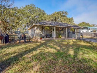 Kitchen at 504 Hickory ST - 3 bed 1 bath home