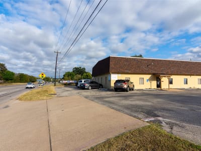 Kitchen at 504 Leander Rd - Smith Business Park, Georgetown, TX