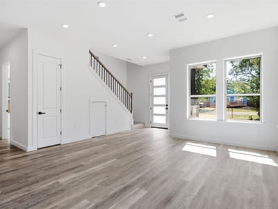 Property photo 4 at 504 Walker ST - 3 bed 2 bath home