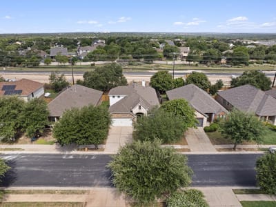 Property photo 2 at 505 Bluehaw DR - 3 bed 2 bath home