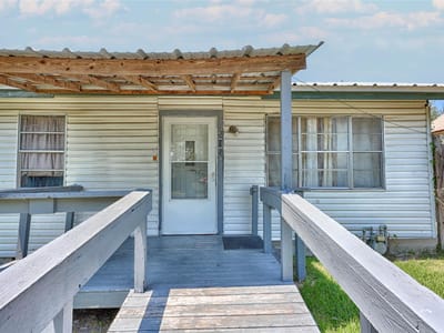 Property photo 5 at 505 Kellett Ave - 3 bed 1 bath home