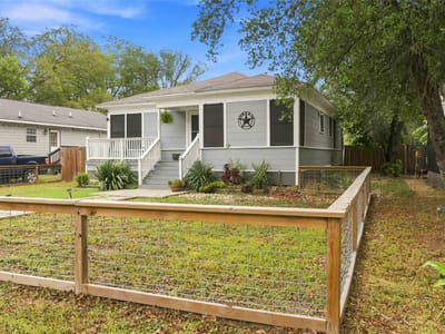 Property photo 2 at 505 Lee ST - 3 bed 1 bath home
