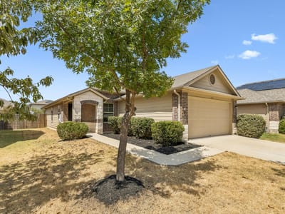 Property photo 2 at 505 Pinnacle DR - 3 bed 2 bath home