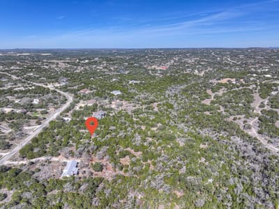Property photo 4 at 505 Red Rose ST - Mystic Shores, Spring Branch, TX