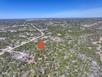 Property photo 5 at 505 Red Rose ST - Mystic Shores, Spring Branch, TX