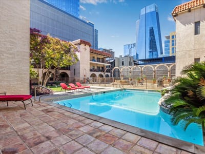 Property photo 3 at 505 W 7th ST Unit #105 - 2 bed 1 bath home