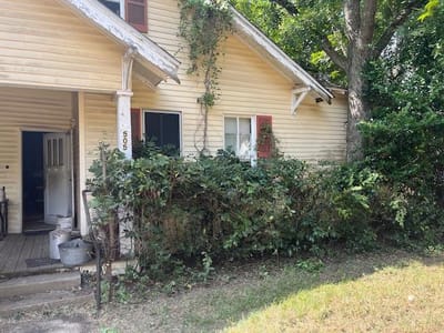 Photo 5 of 20 at 505 W Sixth ST - 3 bed 1 bath home