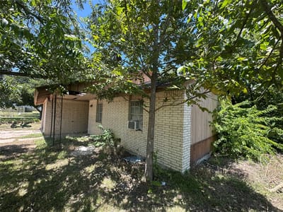 Kitchen at 506 Forest CT - 3 bed 1 bath home