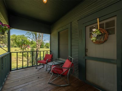 Primary bedroom at 506 N Hill ST - 2 bed 2 bath home