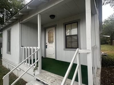 Property photo 2 at 507 Delmar Ave - 3 bed 1 bath home