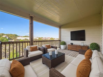 Living area at 507 Venture BLVD - 3 bed 2 bath home