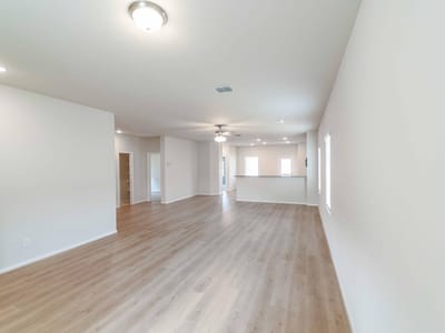 Photo 3 of 15 at 508 Bobcat Creek DR - 3 bed 2 bath home