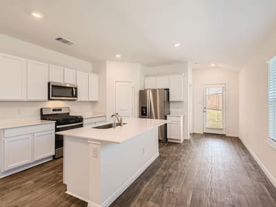 Bathroom at 508 Gladiola LOOP - 3 bed 2 bath home