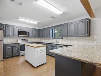 Kitchen at 508 Pebble DR - 2 bed 2 bath home