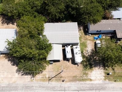 Photo 2 of 27 at 508 W Mesquite Ave - Rogers, Rogers, TX