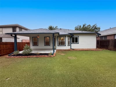 Photo 5 of 40 at 509 Paso Fino TRL - 3 bed 2 bath home