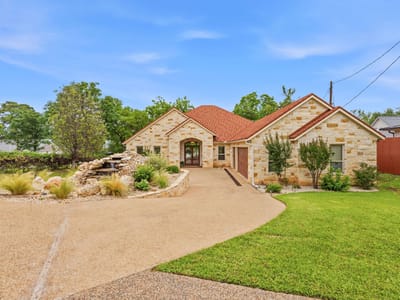 Kitchen at 5100 W Fm 2147 RD - 3 bed 3 bath home