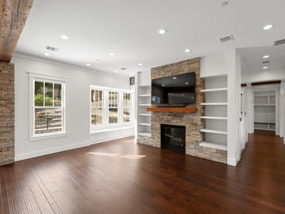 Property photo 5 at 5102 Beverly Hills DR - 5 bed 4 bath home