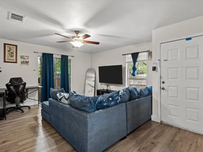 Property photo 2 at 5104 Acorn CV - 2 bed 2 bath home
