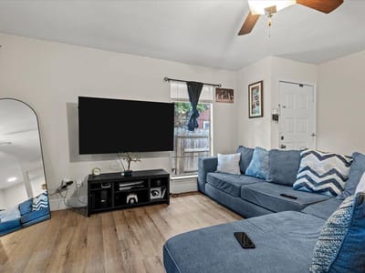 Property photo 3 at 5104 Acorn CV - 2 bed 2 bath home
