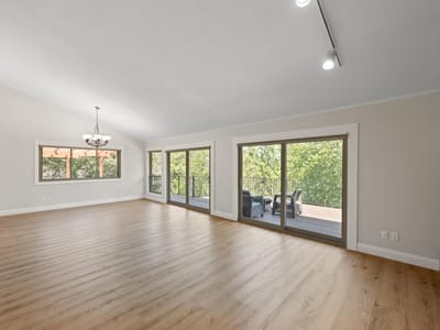 Property photo 5 at 5104 Beverly Hills DR - 4 bed 3 bath home