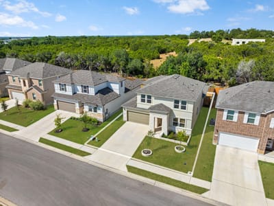 Property photo 2 at 511 Diorite CV - 5 bed 3 bath home