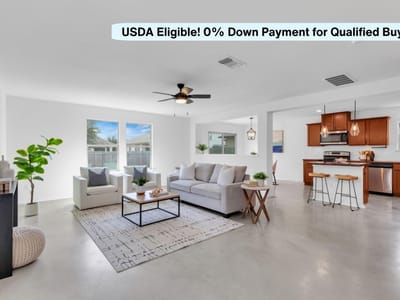 Living area at 511 Estes Park - 3 bed 2 bath home