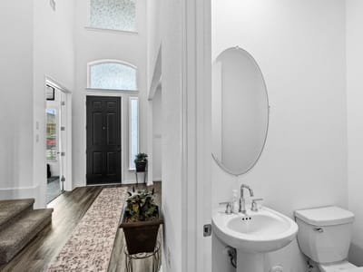 Bathroom at 511 Teakmill TRL - 5 bed 4 bath home