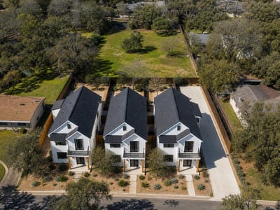 Property photo 2 at 5111 Maufrais LN - Santiago Del Valle 10 League G, Austin, TX