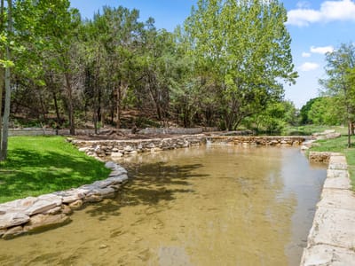 Property photo 5 at 5115 Twin Acres DR - 4 bed 4 bath home