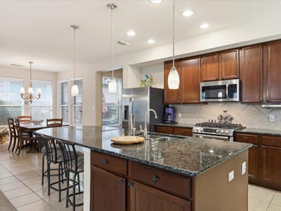 Photo 3 of 39 at 5116 Scottish Thistle DR - 4 bed 2 bath home