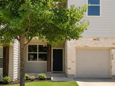 Living area at 512 Eberhart LN Unit #1205 - 2 bed 2 bath home